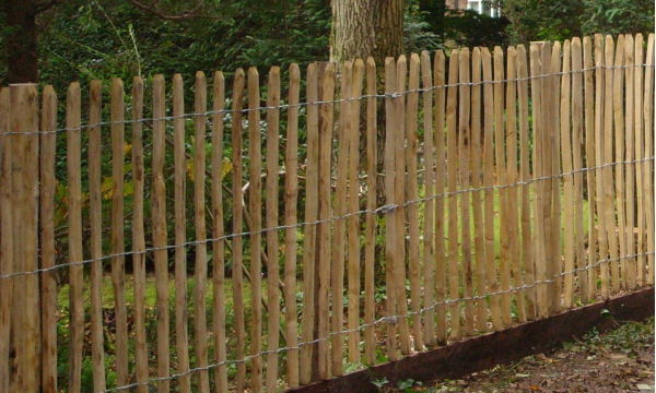 chestnut-fencing-fingal-farm-home-and-garden-dublin-2-1-1